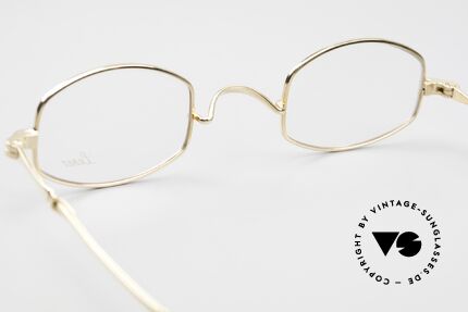 Lunor I 16 Telescopic Eyewear Classic Slide Temples, the unique front shape is referred to as a "lying barrel", Made for Men and Women