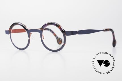 Theo Belgium Tag Round Glasses Women And Men, striking designer frame for ladies and gentlemen, Made for Men and Women
