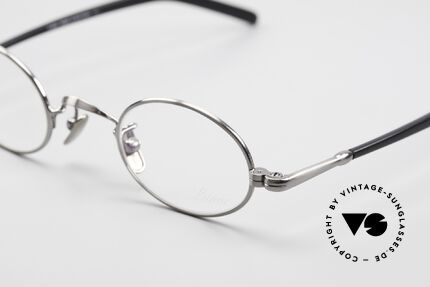 Lunor VA 101 Small Oval Specs Antique Silver, model VA 101 = acetate-metal temples & titanium pads, Made for Men and Women