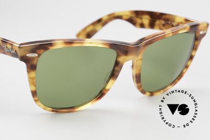 Ray Ban Wayfarer II Limited Edition USA Original, never worn (like all our rare B&L vintage Wayfarers), Made for Men and Women