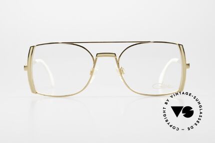 Cazal 242 Tyga Hip Hop Vintage Frame, a.o. worn by the rapper 'Tyga' (BET-Awards, 2011), Made for Men and Women Cazal 242 Tyga Hip Hop Vintage Frame, a.o. worn by the rapper 'Tyga' (BET-Awards, 2011), Made for Men and Women