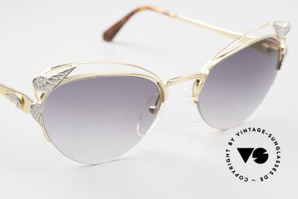 Essilor 812 Nautilus Ladies 80's Sunglasses, unworn rarity (almost impossible to find in these days), Made for Women