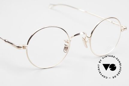 Lunor V 110 Limited Rose Gold Frame Round, model V110: an eyewear classic for ladies & gentlemen, Made for Men and Women Lunor V 110 Limited Rose Gold Frame Round, model V110: an eyewear classic for ladies & gentlemen, Made for Men and Women