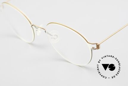 Lindberg Panto Air Titan Rim Panto Titanium Frame Unisex, extremely strong, resilient and flexible (and 3g only!), Made for Men and Women