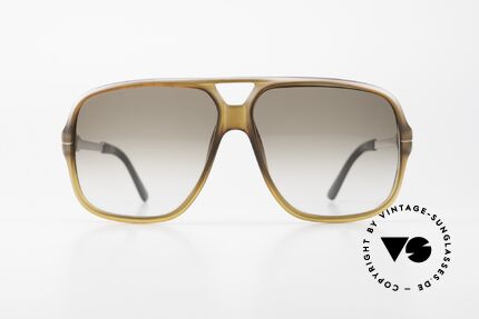 Carrera 5526 Optyl Frame 70's Men's Shades, frame made of durable and long-living OPTYL material, Made for Men