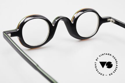 Theo Belgium Lichten Hologram Vintage Frame, also functional: plastic frame can be glazed as desired, Made for Men and Women