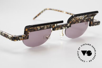 Design Maske Berlin - Jota Asymmetrical 90's Sunnies, the sun lenses could be replaced with prescriptions, Made for Men and Women