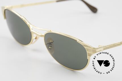 Ray Ban Signet Oval Old B&L USA 80's Sunglasses, unworn (like all our vintage Ray Ban eyewear), Made for Men and Women