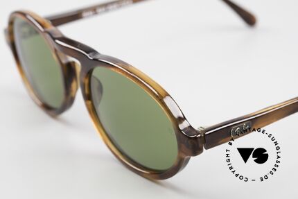 Ray Ban Gatsby Style 3 Old Oval USA Ray-Ban Shades, unworn (like all our vintage Ray Ban shades), Made for Men and Women