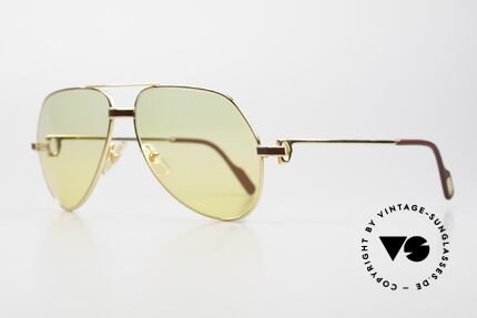 Cartier Vendome Laque - M 80's 90's Luxury Sunglasses, this pair (with LAQUE decor) in MEDIUM size 59-14,140, Made for Men and Women