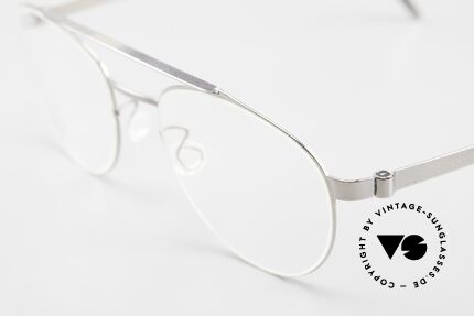 Lindberg 9616 50 Strip Titanium Lightweight Glasses Unisex, bears the predicate "true VINTAGE LINDBERG" for us, Made for Men and Women