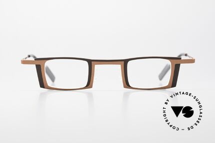 Theo Belgium Bond Titanium Frame Ladies & Gents, striking square vintage eyeglasses in size 35/31, Made for Men and Women