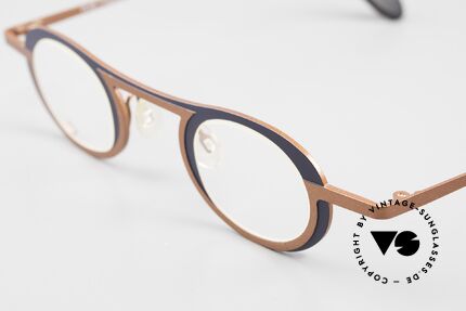 Theo Belgium Wexford Ladies & Gents Titanium Frame, frame is bicolored (dark blue and claret metallic), Made for Men and Women