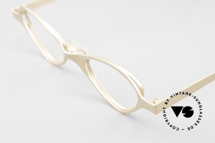 Theo Belgium Scure Women's Eyeglass-Frame 90's, interesting frame in matt gold; premium quality, Made for Women
