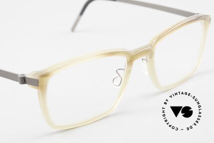 Lindberg Horn 1808 Buffalo Horn Titanium Frame, every model (made of horn) looks individual / unique, Made for Men