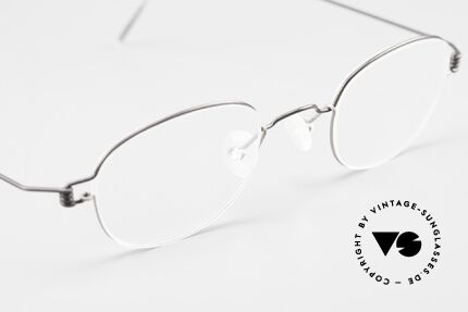 Lindberg Indus Air Titan Rim Classic Titanium Frame Unisex, unworn, NOS, with original magnetic case by Lindberg, Made for Men and Women