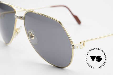 Cartier Vendome Santos - L Sun Lenses With Cartier Logo, orig. sun lenses with the Cartier logo (collector's item), Made for Men