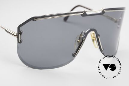 Boeing 5703 80's Luxury Pilots Sunglasses, he also created the Porsche 5620 'Yoko Ono' sunglasses, Made for Men