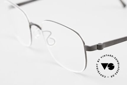Lindberg 9538 Strip Titanium Women's & Gents Eyeglasses, bears the predicate "true VINTAGE LINDBERG" for us, Made for Men and Women
