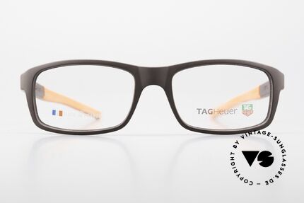 Tag Heuer 9312 Legend Hinges Like A Watch Strap, striking men's glasses from the "LEGEND" collection, Made for Men