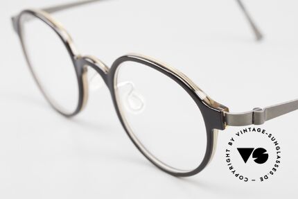 Lindberg 1013 Acetanium Designer Specs Panto Round, model 1013, size 46-24: made of acetate & titanium, Made for Men and Women