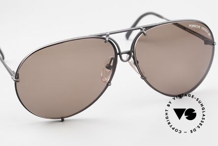 Porsche 5621A Rare 90's Pilots Sunglasses, model 5621A = 90's MEDIUM size (LARGE size, today), Made for Men