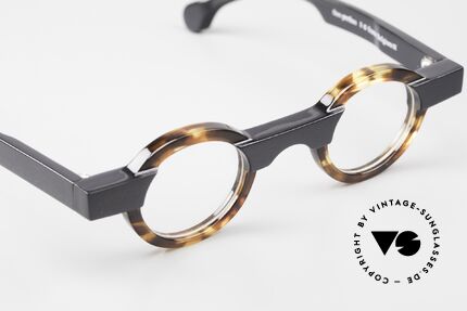 Theo Belgium Porthos Acetate Frame Ladies & Gents, a truly expressive designer frame; simply UNIQUE, Made for Men and Women