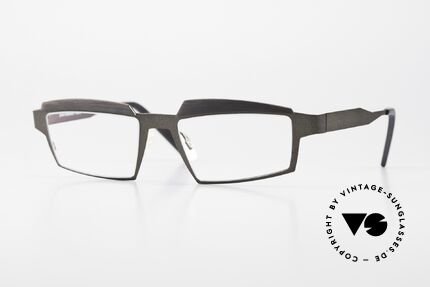 Theo Belgium Eye-Witness TV Pure Titanium & Horn Frame Details