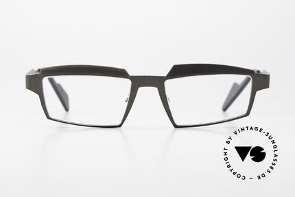 Theo Belgium Eye-Witness TV Pure Titanium & Horn Frame, this model looks apparently unfinished & asymmetrical, Made for Men