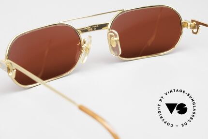 Cartier MUST Santos - M Luxury Sunglasses 3D Red, 2.hand but mint condition, shortened 130mm temples, Made for Men and Women Cartier MUST Santos - M Luxury Sunglasses 3D Red, 2.hand but mint condition, shortened 130mm temples, Made for Men and Women