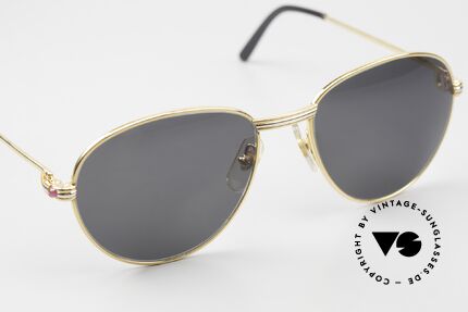 Cartier S Rubis 0,34 ct - M Real Rubies Sunglasses 1980's, 2nd hand, but in mint condition + case by CHANEL, Made for Women Cartier S Rubis 0,34 ct - M Real Rubies Sunglasses 1980's, 2nd hand, but in mint condition + case by CHANEL, Made for Women