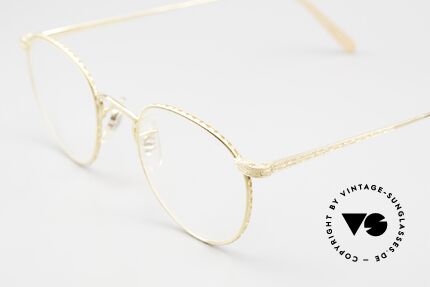 Oliver Peoples OP47 True Vintage Gold-Plated, combined with the intellectual styling of the 1960's, Made for Men and Women