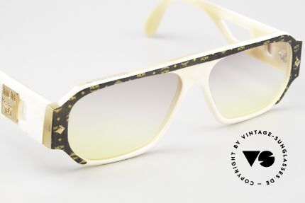 MCM München A2 Buffalo Horn Frame Vintage, never worn (like all our vintage MCM eyewear), Made for Men and Women