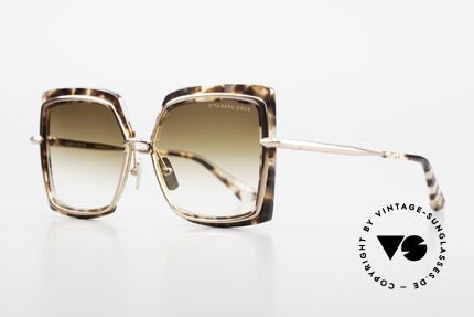 DITA Narcissus Women's Sunglasses Square, a real eye-catcher and a brilliant fashion accessory, Made for Women