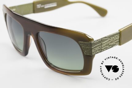 Theo Belgium Oak Tim Van Steenbergen Design, here the model OAK in color 8 (greenish/brown), Made for Men and Women