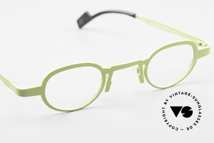 Theo Belgium Max Ladies & Gents Titanium Frame, unworn art glasses for those who dare! UNIQUE!, Made for Men and Women