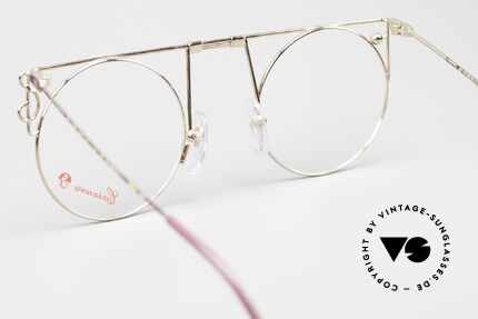 Casanova MTC 8 With Glittering Rhinestone, fancy details (clef on left side and gem on right side), Made for Women
