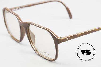Christian Dior 2367 Vintage Eyewear From 1987, the material of the same name is simply incredible, Made for Men