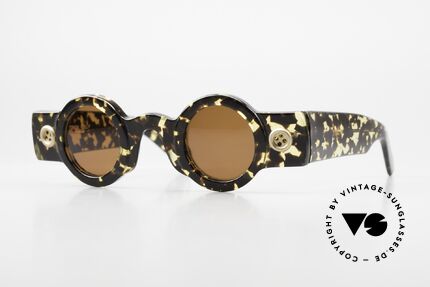 Patrick Kelly Peanut 32 Sunglasses With Buttons Details