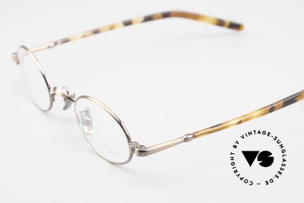 Lunor VA 101 Small Oval Vintage Eyewear, model VA 101 = acetate-metal temples & titanium pads, Made for Men and Women