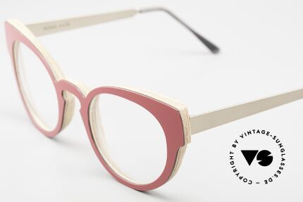 Nina Mur Liliana Wooden Glasses From Madrid, therefore also in our exclusive vintage glasses range, Made for Women