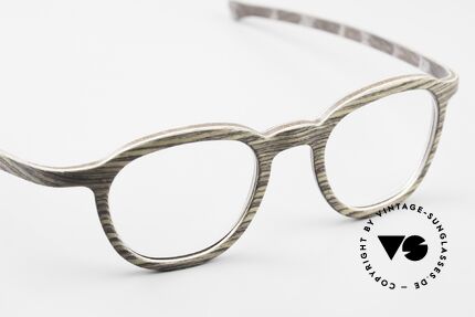 W-Eye 603 Natural Eyewear From 2015, classic frame design = for men and women alike, Made for Men and Women