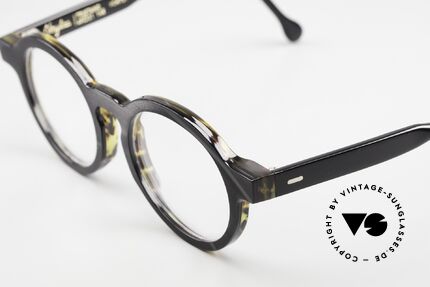 Vinylize Tristano Vinyl Record Eyeglasses, corresponding company credo: “wear the music”, Made for Men