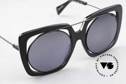 Yohji Yamamoto YY7009 Oversized Shades Avantgarde, with MATT GRAY MIRRORED sun lenses (100% UV), Made for Women