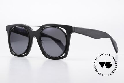 Yohji Yamamoto YY7008 Sun Lenses Matt Mirrored, clear, striking shapes; often outsized proportions, Made for Women