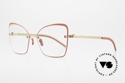 Götti Perspective Bold08 Feminine Designer Glasses, Oprah Winfrey wears a GÖTTI PERSPECTIVE OR02, Made for Women
