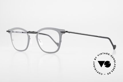 Anne Et Valentin Helium Titanium Glasses Unisex, the couple Anne (artist) and Valentin (optician), Made for Men and Women