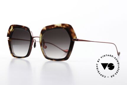 Caroline Abram Warda Women's Shades 60s Style, inspired by the charm of Florida in the 1960's, Made for Women