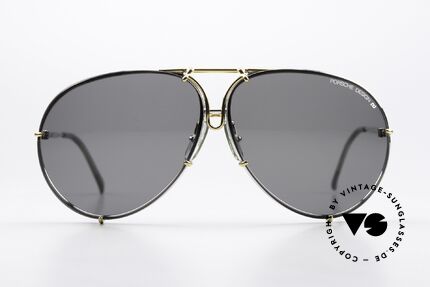 Porsche 5621 Most popular 80's Version, ingeniously made for different light intensities / sun, Made for Men