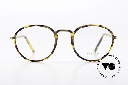 Eyevan DD22 90's Frame Made In Japan, 1972, the Japanese brand started to produce frames, Made for Men and Women